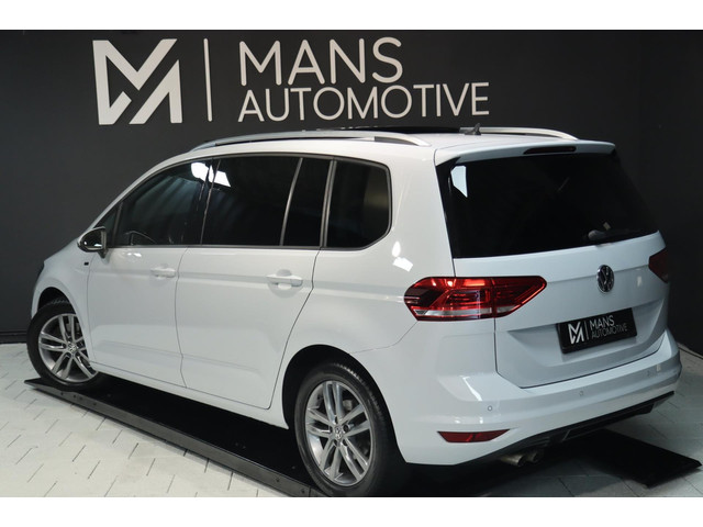 Volkswagen Touran 1.4 TSI 7p PANODAK ADAPT CRUISE TREKHAAK ELEK CAMERA