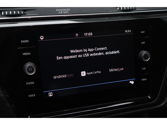 Volkswagen Touran 1.4 TSI 7p PANODAK ADAPT CRUISE TREKHAAK ELEK CAMERA