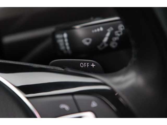 Volkswagen Touran 1.4 TSI 7p PANODAK ADAPT CRUISE TREKHAAK ELEK CAMERA