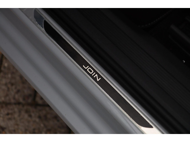 Volkswagen Touran 1.4 TSI 7p PANODAK ADAPT CRUISE TREKHAAK ELEK CAMERA