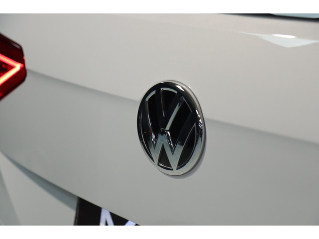 Volkswagen Touran 1.4 TSI 7p PANODAK ADAPT CRUISE TREKHAAK ELEK CAMERA