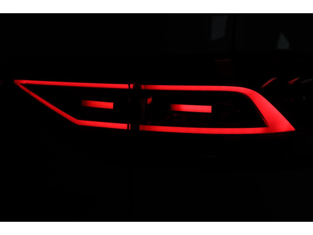 Volkswagen Touran 1.4 TSI 7p PANODAK ADAPT CRUISE TREKHAAK ELEK CAMERA