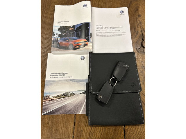 Volkswagen Polo 1.0 TSI Highline | Digital dashboard | Automatisch inparkeren | Achteruitrijcamera | Adaptieve cruise control | Parkeersensoren