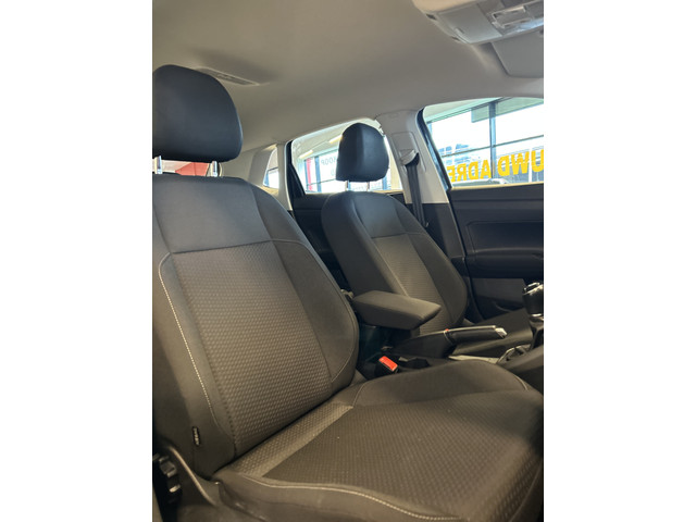 Volkswagen Polo 1.0 TSI Highline | Digital dashboard | Automatisch inparkeren | Achteruitrijcamera | Adaptieve cruise control | Parkeersensoren