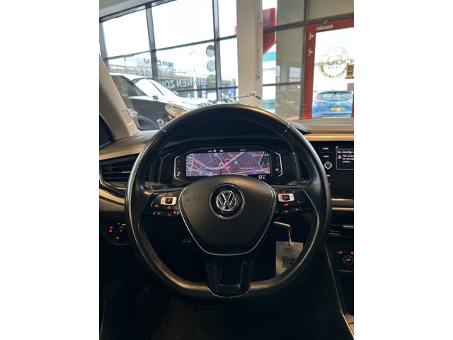 Volkswagen Polo 1.0 TSI Highline | Digital dashboard | Automatisch inparkeren | Achteruitrijcamera | Adaptieve cruise control | Parkeersensoren
