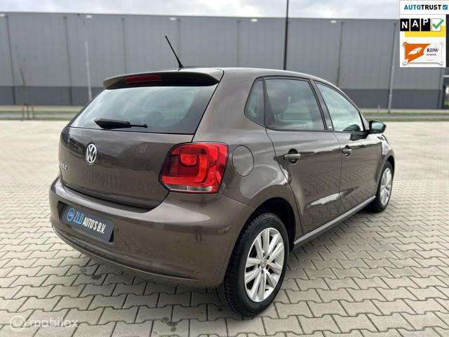 Volkswagen Polo 1.2-12V BlueMotion STYLE CARPLAY STOELV APK