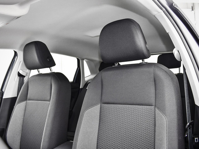 Volkswagen Polo Life Edition 1.0 TSI 95 pk 5 versn. Hand · Achteruitrijcamera · Parkeersensor achter · Velgen 'essex', 15 inch lichtmetaal ·