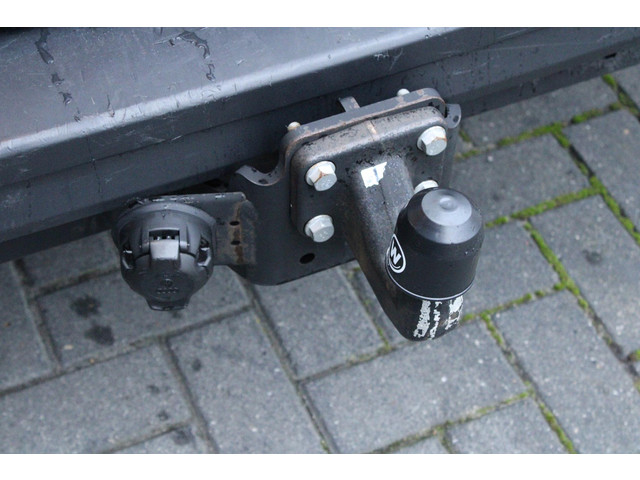 Volkswagen Crafter 30 2.0 TDI 140pk L3H3 Trekhaak Bijrijdersbank Navigatie