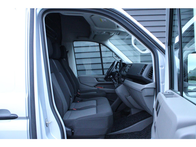 Volkswagen Crafter 30 2.0 TDI 140pk L3H3 Trekhaak Bijrijdersbank Navigatie