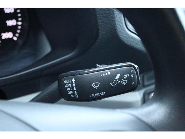 Volkswagen Crafter 30 2.0 TDI 140pk L3H3 Trekhaak Bijrijdersbank Navigatie