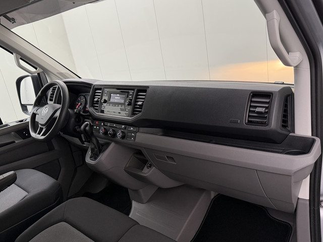 Volkswagen Crafter 2.0TDi 140PK DSG Automaat L3H3 V-Edition | Airco | Cruise | 3-Persoons | Betimmering