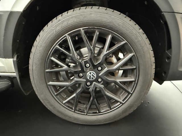 Volkswagen Crafter 2.0TDi 140PK DSG Automaat L3H3 V-Edition | Airco | Cruise | 3-Persoons | Betimmering