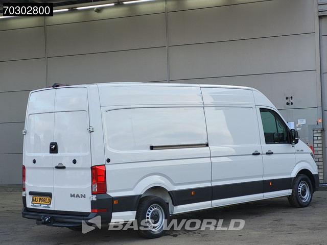 Volkswagen Crafter 177pk Automaat 180PK L4H3 Airco Cruise Parkeersensoren Euro6 L3H2 Airco Cruise control