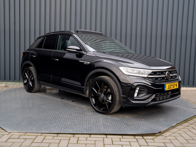 volkswagen-t-roc-1.5-tsi-r-line-business---beats---panodak---iq-light---keyless---side-assist---elk.-a-klep---trekhaak-afnb.---prijs-rijklaar--