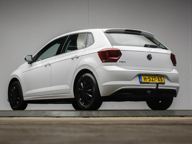Volkswagen Polo 1.0 TSI Comfortline Sport (APPLE CARPLAY,GROOT NAVI,LED,CRUISE,TREKHAAK,DAB,SPORTSTOELEN,NETTE STAAT)