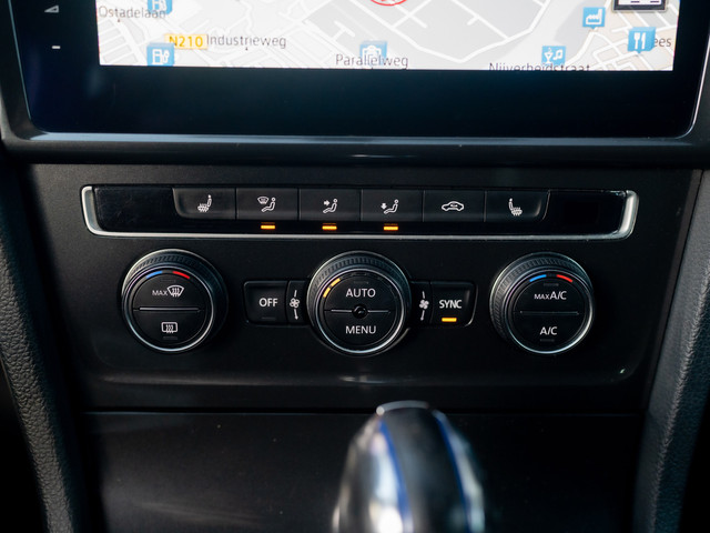 Volkswagen e-Golf | Camera | Keyless | Warmtepomp | Stoelverw. | Adapt. Cr. Stop&Go | Virtual Cockpit | Prijs Rijklaar!!