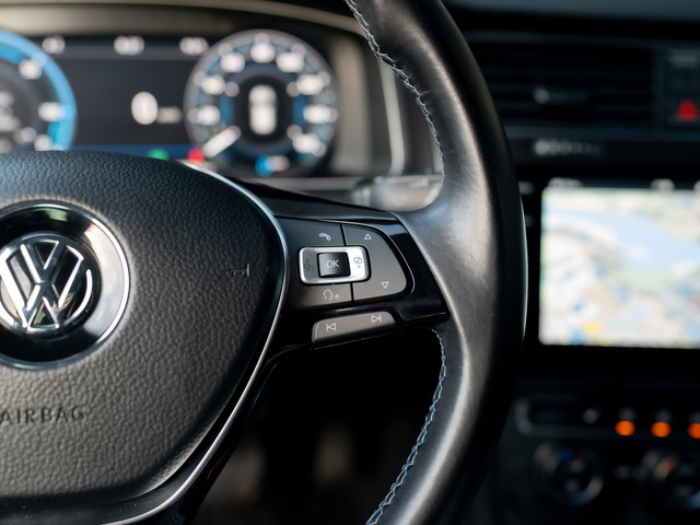 Volkswagen e-Golf | Camera | Keyless | Warmtepomp | Stoelverw. | Adapt. Cr. Stop&Go | Virtual Cockpit | Prijs Rijklaar!!