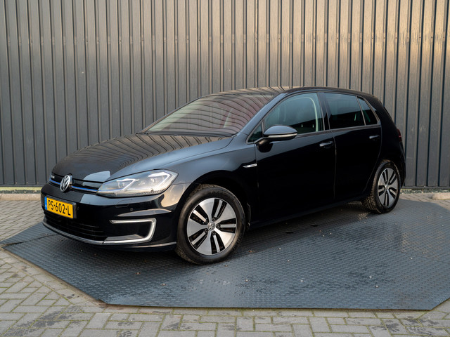 Volkswagen e-Golf | Camera | Keyless | Warmtepomp | Stoelverw. | Adapt. Cr. Stop&Go | Virtual Cockpit | Prijs Rijklaar!!