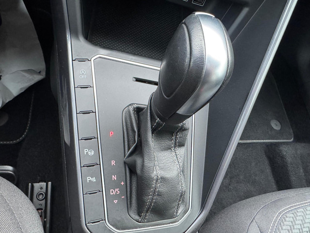 Volkswagen Polo 1.0 TSI Highline R CARPLAY NAVI STOELVERWARMING