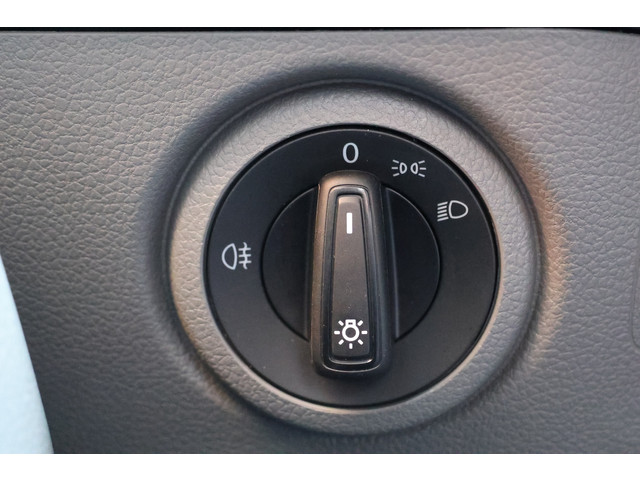 Volkswagen Crafter 2.0 TDI 177 PK L3H3 DC | Dubbel Cabine | VW Garantie tot 2029 | 7-Zitter | Bi-Xenon | Camera | CarPlay | Stoelverwarming | Trekh