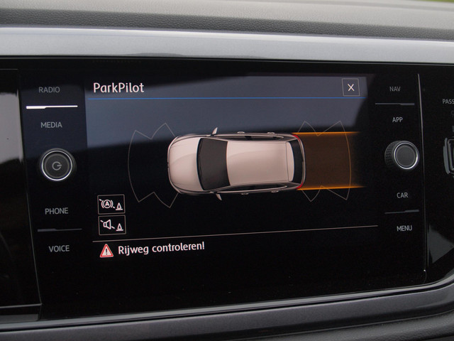 Volkswagen Polo 1.0 TSI Highline R-Line | Panoramadak | Apple Carplay | Cruise Control | Automaat |