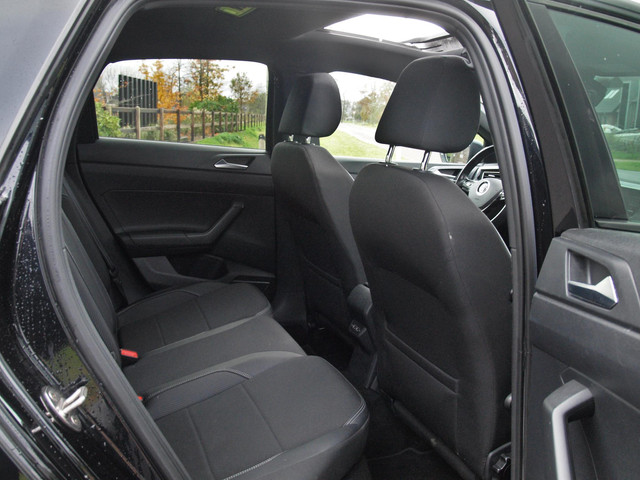 Volkswagen Polo 1.0 TSI Highline R-Line | Panoramadak | Apple Carplay | Cruise Control | Automaat |