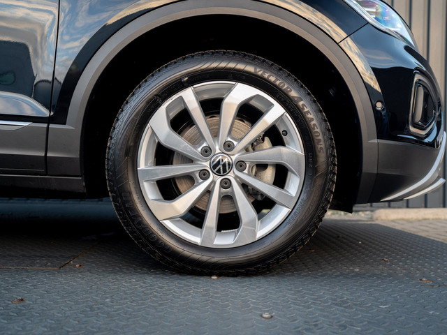 Volkswagen T-Roc 1.5 TSI 150Pk DSG Style | Trekhaak afnb. | IQ Light | Allseason banden | Prijs Rijklaar!!