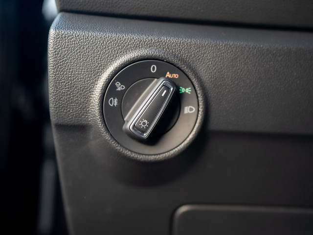 Volkswagen T-Roc 1.5 TSI 150Pk DSG Style | Trekhaak afnb. | IQ Light | Allseason banden | Prijs Rijklaar!!