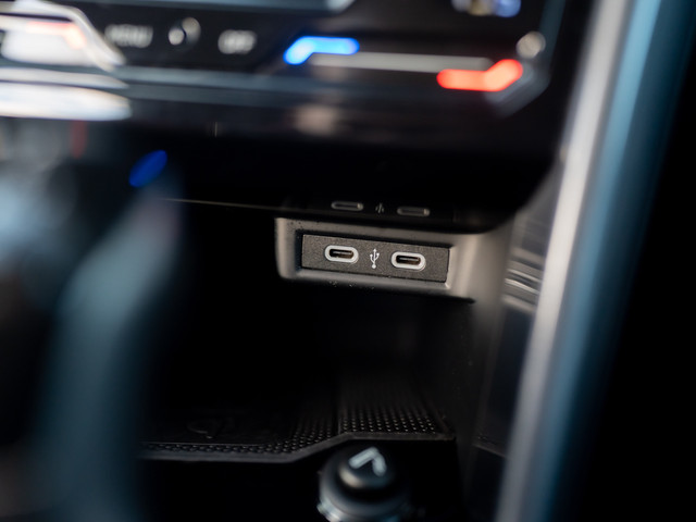 Volkswagen T-Roc 1.5 TSI 150Pk DSG Style | Trekhaak afnb. | IQ Light | Allseason banden | Prijs Rijklaar!!