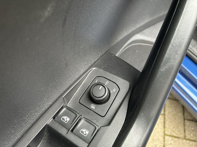 Volkswagen Polo 1.0 TSI 95pk DSG Life · Apple Android Car Play · ACC · P-Sensoren · Getint Glas · 15Velgen · DAB · Garantie t m 27-10-2027 of 1