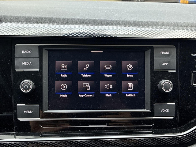 Volkswagen Polo 1.0 TSI 95pk DSG Life · Apple Android Car Play · ACC · P-Sensoren · Getint Glas · 15Velgen · DAB · Garantie t m 27-10-2027 of 1