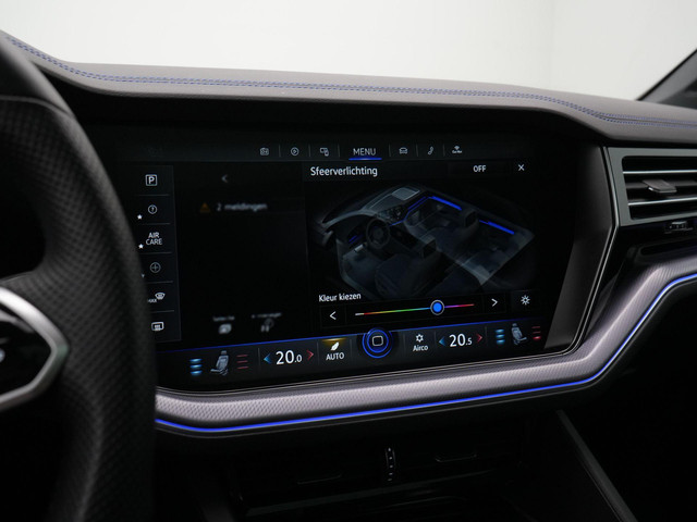 Volkswagen Touareg R 3.0 TSi 462 pk tiptronic eHybrid 4MOTION | Panoramadak | Trekhaak | Puglia leder | Head-up display | Stoelventilatie | Geheuge