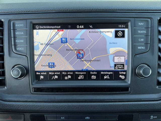 Volkswagen Crafter 30 2.0 TDI 177PK Euro6 L3H3 Automaat CarPlay cruise control achteruitrijcamera