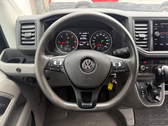 Volkswagen Crafter 2.0 TDI 140PK Automaat L3H3 Airco Cruise Control Elektrische Schuifdeur Trekhaak Camera Carplay Parkeersensoren voor achter