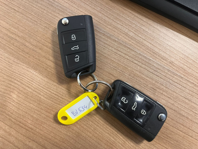 Volkswagen Crafter 2.0 TDI 140PK Automaat L3H3 Airco Cruise Control Elektrische Schuifdeur Trekhaak Camera Carplay Parkeersensoren voor achter