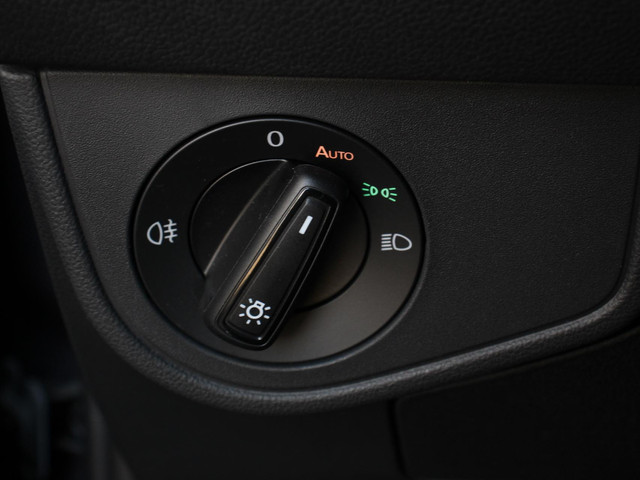 Volkswagen Polo 2.0 TSI GTI Automaat | Apple Carplay Android Auto | Parkersensoren V+A | Park Assist | Dodehoek Assistent | Adaptive Cruise Co