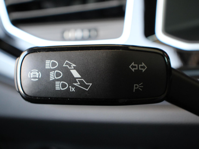 Volkswagen Polo 2.0 TSI GTI Automaat | Apple Carplay Android Auto | Parkersensoren V+A | Park Assist | Dodehoek Assistent | Adaptive Cruise Co