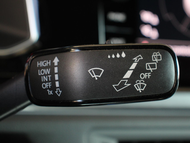 Volkswagen Polo 2.0 TSI GTI Automaat | Apple Carplay Android Auto | Parkersensoren V+A | Park Assist | Dodehoek Assistent | Adaptive Cruise Co