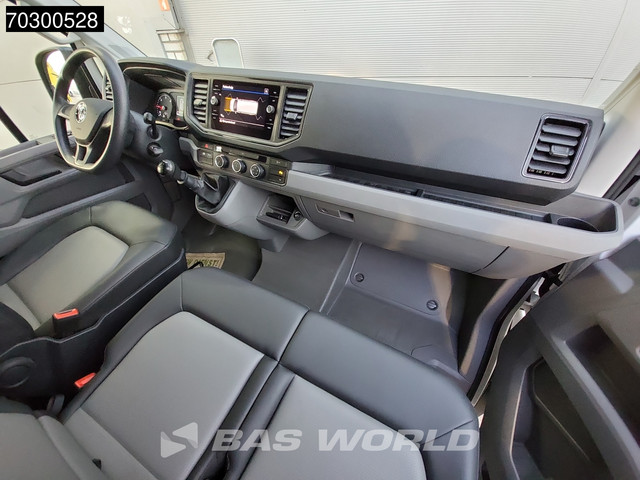 Volkswagen Crafter 102pk L3H3 Trekhaak Navi Parkeersensoren v+a Euro6 L2H2 Airco Trekhaak