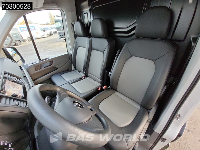 Volkswagen Crafter 102pk L3H3 Trekhaak Navi Parkeersensoren v+a Euro6 L2H2 Airco Trekhaak