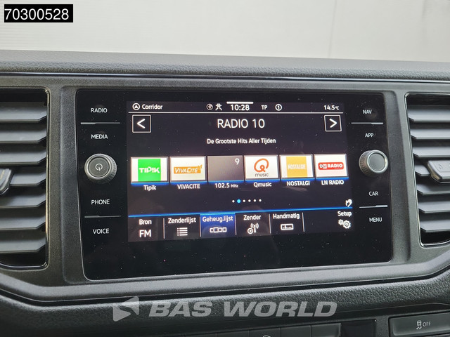 Volkswagen Crafter 102pk L3H3 Trekhaak Navi Parkeersensoren v+a Euro6 L2H2 Airco Trekhaak