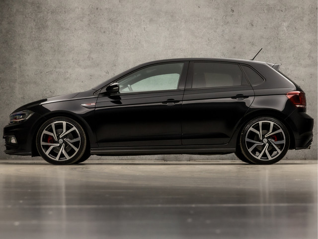 Volkswagen Polo 2.0 TSI GTI 200Pk Automaat (VIRTUAL COCKPIT, GROOT NAVI, CLIMATE, STOELVERWARMING, SPORTSTOELEN, GETINT GLAS, ADAPTIVE CRUISE, M