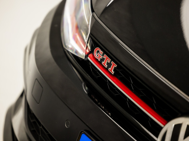Volkswagen Polo 2.0 TSI GTI 200Pk Automaat (VIRTUAL COCKPIT, GROOT NAVI, CLIMATE, STOELVERWARMING, SPORTSTOELEN, GETINT GLAS, ADAPTIVE CRUISE, M