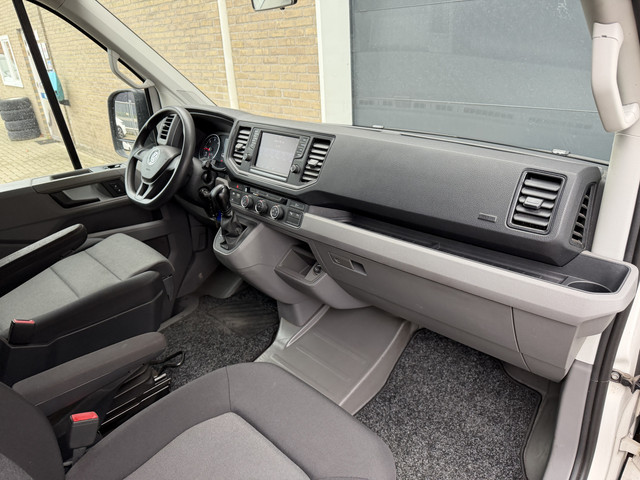 Volkswagen Crafter 35 2.0 TDI 141 PK Euro 6 L3H3 Automaat CarPlay trekhaak cruise control