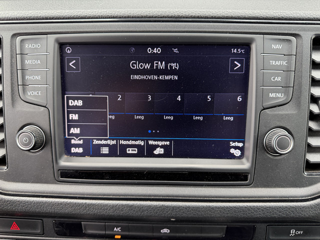 Volkswagen Crafter 35 2.0 TDI 141 PK Euro 6 L3H3 Automaat CarPlay trekhaak cruise control