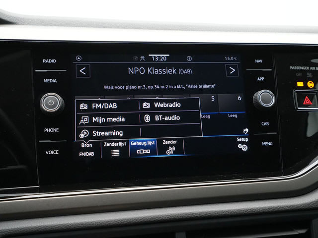 Volkswagen Polo 1.0 TSI 95pk DSG R-Line Edition Airco Camera Acc Lm velgen 111