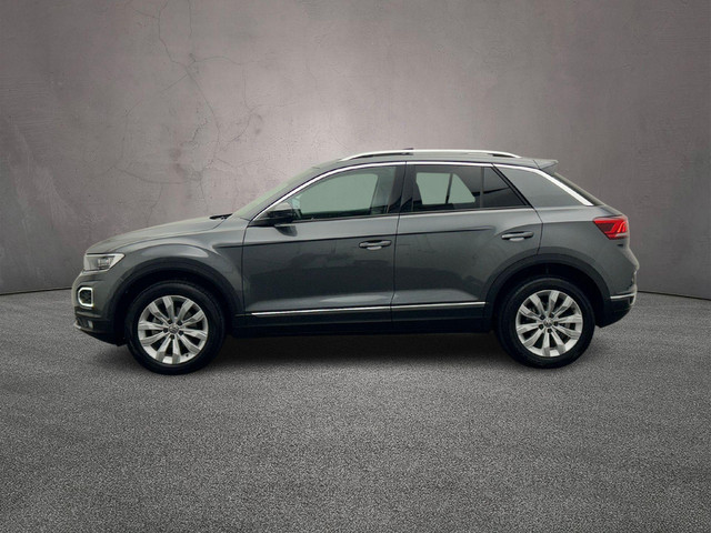 volkswagen-t-roc-sport-1.5-tsi-150pk-trekhaak--panoramadak--adaptive-cruise-control--navigatie--parkeersensoren--app-connect--led-koplampen--dab-