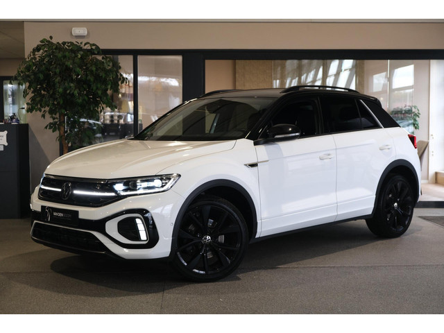 volkswagen-t-roc-1.5-tsi-r-line-dsg-nw-model-black-style-navi-iq-virtual-cam-acc-beats