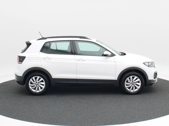 volkswagen-t-cross-1.0-tsi-life---adaptive-cruise---parkeersensoren---bluetooth---carplay---trekhaak---16-inch---81.482-km--