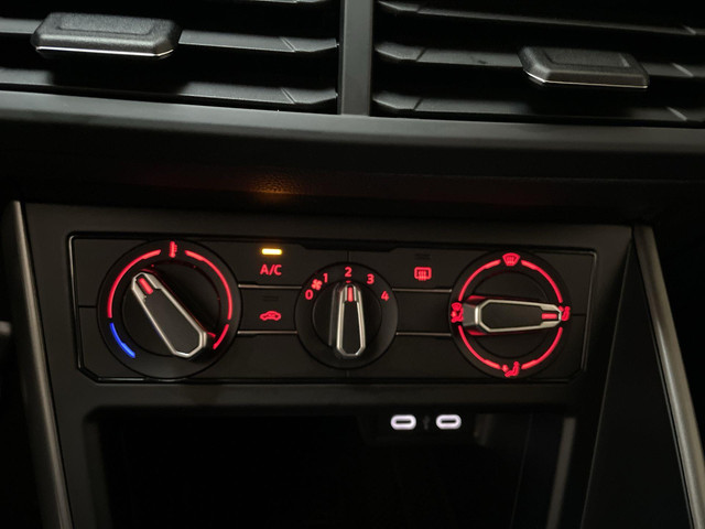 Volkswagen Polo 1.0 TSI R-Line Edition Camera Navigatie DAB+ App-Connect